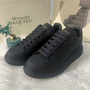 Alexander McQueen Men's Black Sneakers
